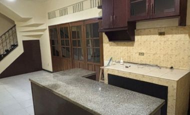 Disewa rumah  lingkungan. NYAMAN pondok kelapa Jakarta timur