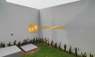 Rumah Baru Dalam Komplek Megah Dekat Pintu Tol di Rorotan Cilincing