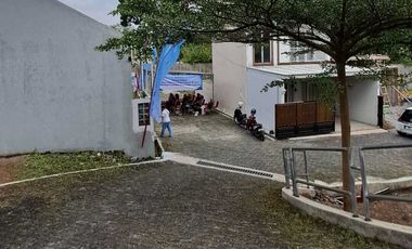 RUMAH MURAH STRATEGIS DUA LANTAI DI UNGARAN KAB SEMARANG