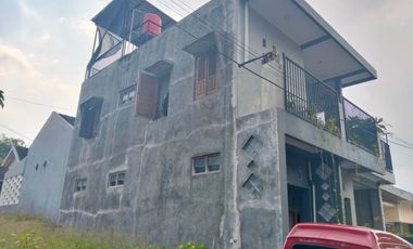 MURAH!! TURUN HARGA ! Rumah 2 Lantai Graha Sedayu Sejahtera Jl. WATES