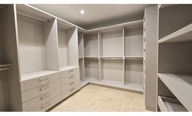 APARTAMENTO AMOBLADO EN VENTA VALERY POINT SANTA MARA