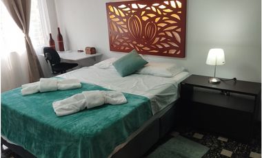 Alquilo Apartamento Tri-alcobas Piso 4 Cali San Fernando por meses