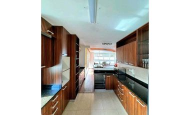 APARTAMENTO EN SAN FRANCISCO PH THE VIEW 3REC 3B CBE AMOBLADO 212M2