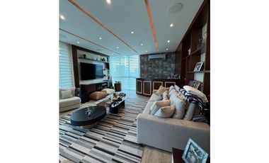 Venta - Apartamento en Latitude, Costa del Este