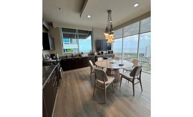 Venta - Apartamento en Latitude, Costa del Este