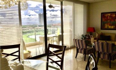 Se vende apartamento en Santa María