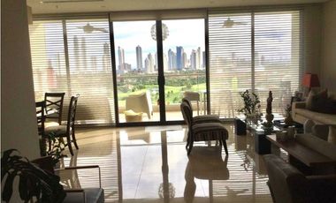 Se vende apartamento en Santa María