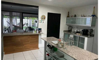 CASA EN PARQUE  LEFEVRE CHANIS 3REC 3.5 B  488M2 DE TERRENO