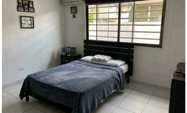 CASA EN PARQUE  LEFEVRE CHANIS 3REC 3.5 B  488M2 DE TERRENO