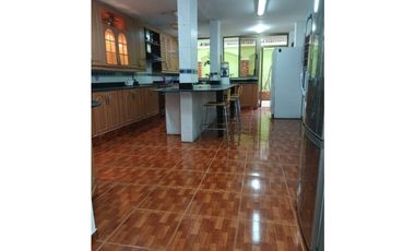 ALQUILER CASA LOS FLAMINCOS SAN FRANCISCO 400 MTS2