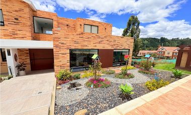 Casa en venta a  puerta cerrada Cajicá - Manas