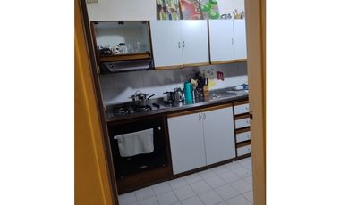 COMPRA AMPLIO APARTAMENTO EN SUPER UBICACION EN LAURELES