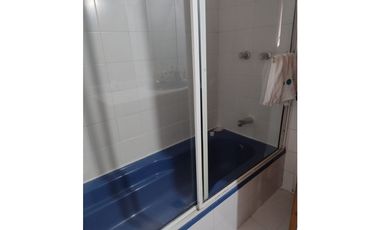 COMPRA AMPLIO APARTAMENTO EN SUPER UBICACION EN LAURELES