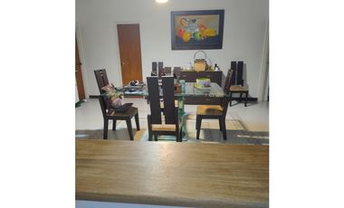 COMPRA AMPLIO APARTAMENTO EN SUPER UBICACION EN LAURELES