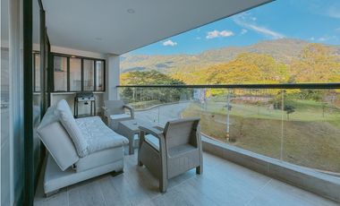 Amoblado MODERNO Apartamento Loma de las Brujas - Envigado