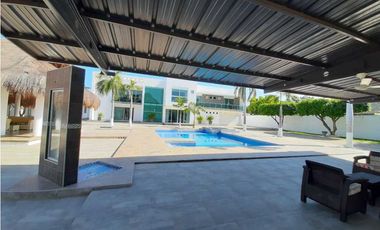 SE ARRIENDA CASA CAMPO UNIDAD CERRADA LAS MARIAS