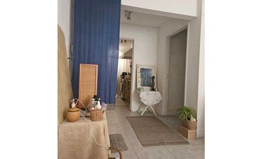 VENTA DE AGRADABLE DEPARTAMENTO EN CUARTA SECCIÓN- CIUDAD DE MENDOZA