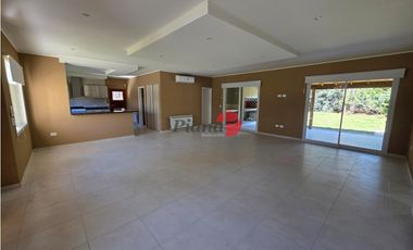 Casa en Venta - Barrio lamos - A Estrenar - Moderna y Luminosa