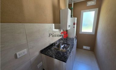 Casa en Venta - Barrio lamos - A Estrenar - Moderna y Luminosa