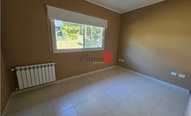 Casa en Venta - Barrio lamos - A Estrenar - Moderna y Luminosa