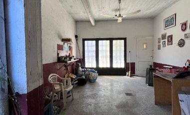 Casa PH en venta en Lanus Este