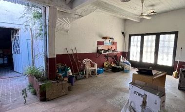 Casa PH en venta en Lanus Este