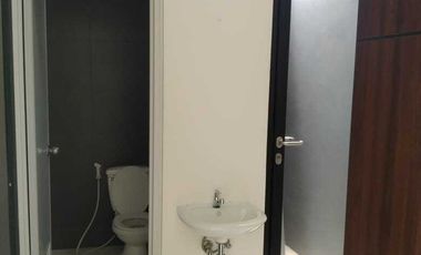 Dikontrakkan Rumah 2 Lantai di Pusat Kota Karawang