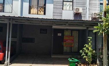 Dikontrakkan Rumah 2 Lantai di Pusat Kota Karawang