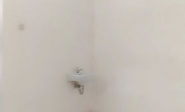 Dikontrakkan Rumah 2 Lantai di Pusat Kota Karawang