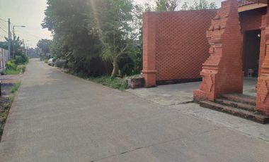 RUMAH DI DESA MENANGGAL, MOJOSARI MOJOKERTO