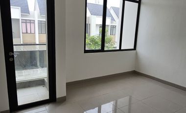 Disewa murah rumah milenial pik 2 uk 8x15 siap huni