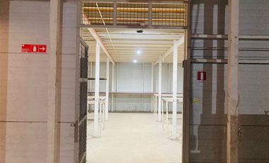 Industrial en Arriendo en Los Herreros / Jorge Alessandri