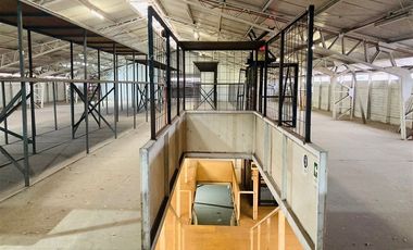 Industrial en Arriendo en Los Herreros / Jorge Alessandri