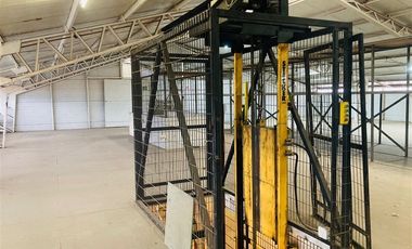 Industrial en Arriendo en Los Herreros / Jorge Alessandri