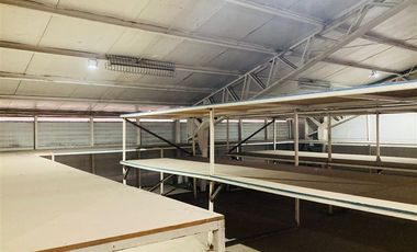 Industrial en Arriendo en Los Herreros / Jorge Alessandri