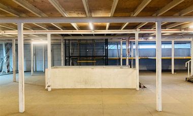 Industrial en Arriendo en Los Herreros / Jorge Alessandri