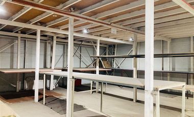 Industrial en Arriendo en Los Herreros / Jorge Alessandri