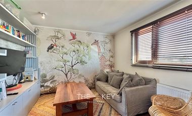 Casa en Venta en Av. Jose Rabat - Cond. Los Robles