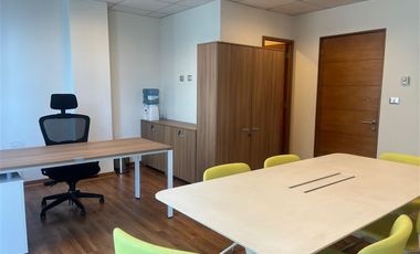 Oficina en Arriendo en Av. Kennedy / Fernando de Arguello