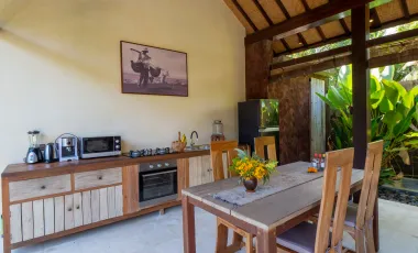 2 Bedroom Villa for sale in Tejakula, Bali