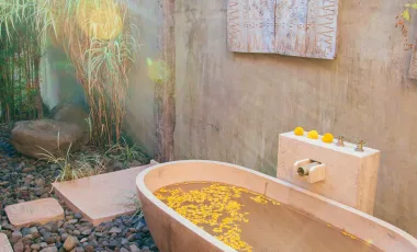 2 Bedroom Villa for sale in Tejakula, Bali