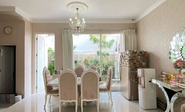 Include Furnished rumah  mewah graha candi golf