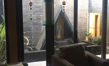 Rumah strategis pinggir jalan raya kedungpange ngaliyan siap huni