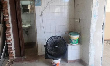 Casa en  Ovidio Lagos a metros de Av. Almafuerte