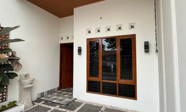 Rumah Baru 2 lantai Strategis Siap Huni di Griya Buana Asri Potorono