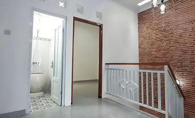 Rumah Baru 2 lantai Strategis Siap Huni di Griya Buana Asri Potorono