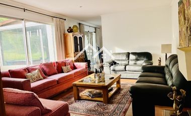 ARRIENDO CASA EN PARCELA 4 DORM EN PIEDRA ROJA CHICUREO