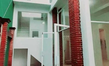 Rumah mewah 3lt graha taman pelangi BSB CIty