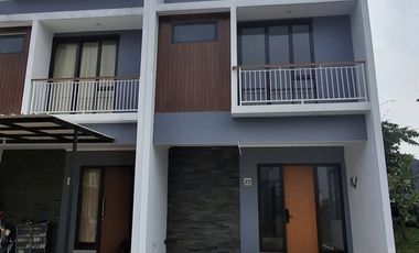 Rumah 2 lantai selangkah dari toll Pamulang