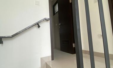 DISEWAKAN MURAH RUMAH MILENIAL PIK 2 KOSONGAN UK 4,5X10